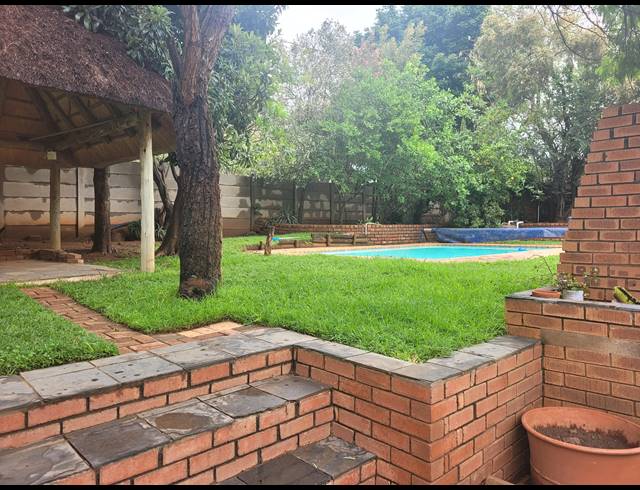 4 BEDROOM HOUSE TO LET IN SAFARI GARDENS